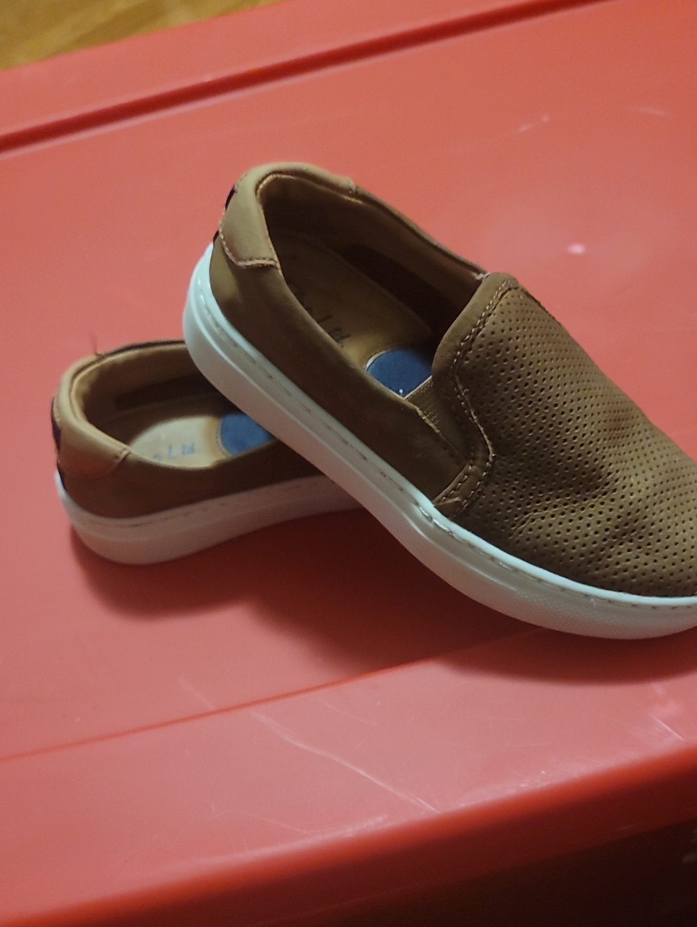 tan perforated sneakers Flag Ltd